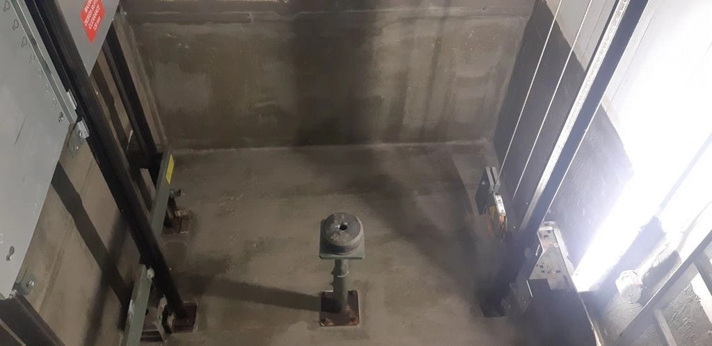 آب‌بندی چاله آسانسور