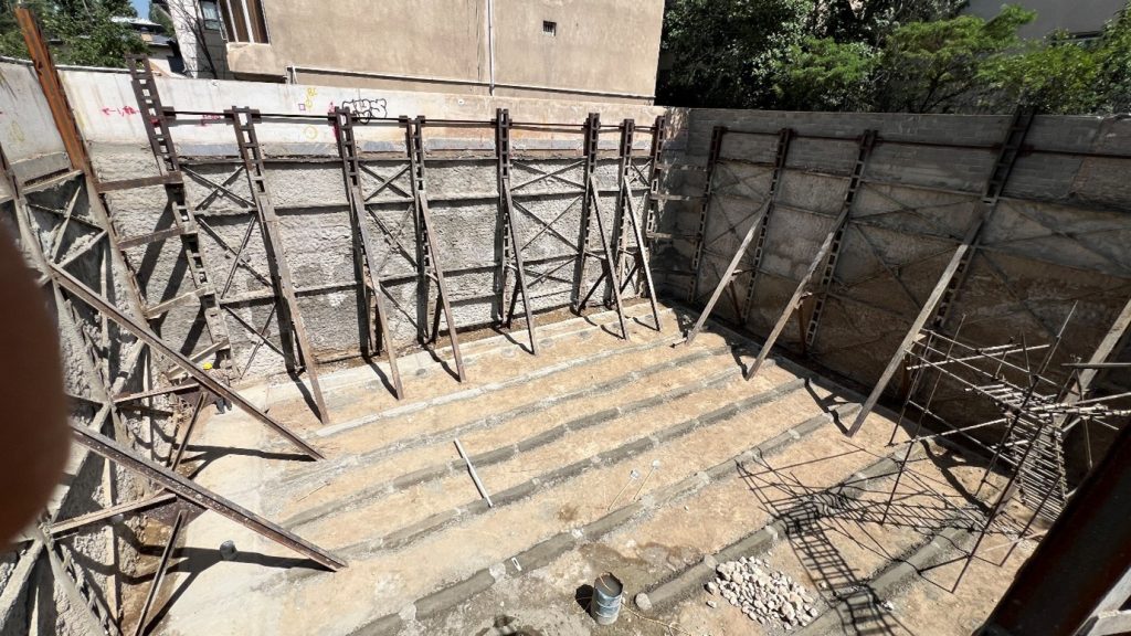 اجرای ساختمان بتنی